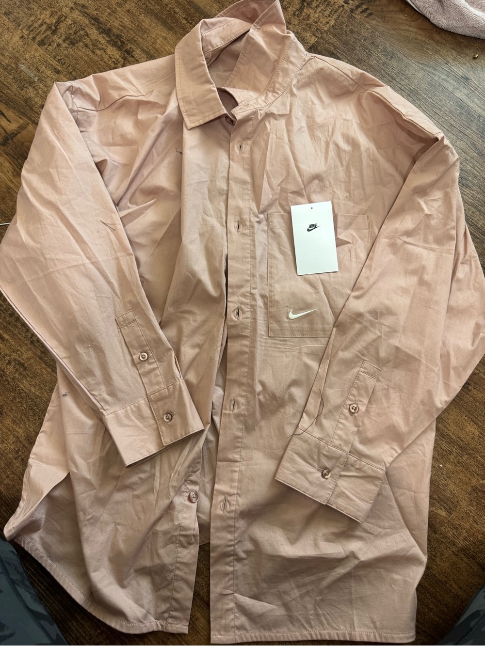 Nike Lightweight Men’s Button-Front Shirt Jacket in Dusty Rose
